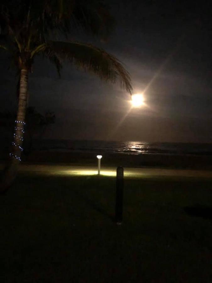 San Simeon Beachfront Apartments Tugun Gold Coast Exterior foto